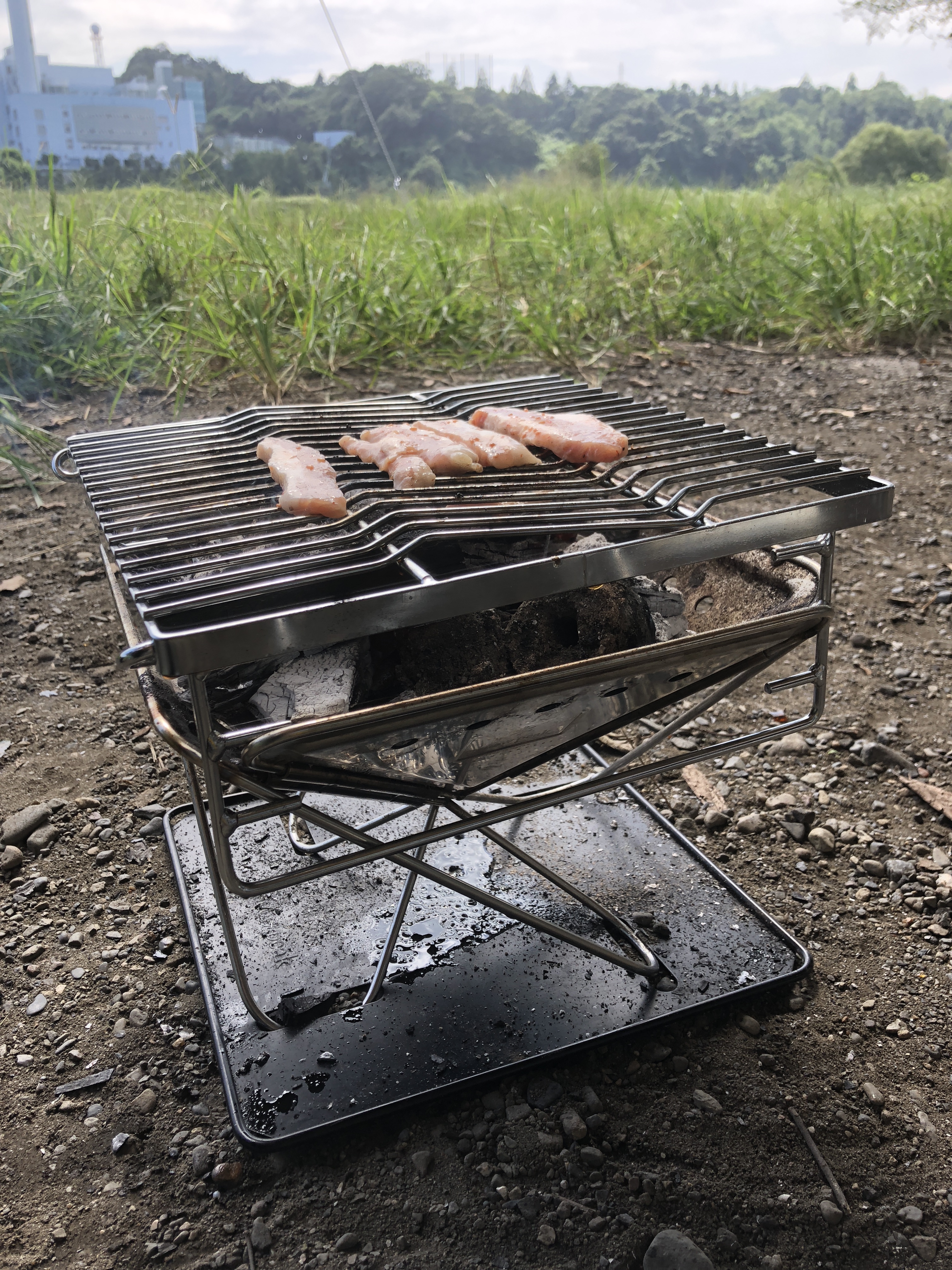 スノーピークの焚火台は少人数でBBQ(バーベキュー)するのに快適すぎる！ - 探求心.COM