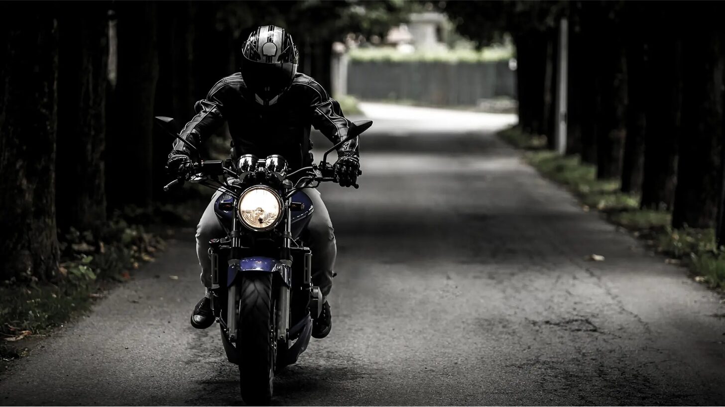 夏のバイクライディング必須アイテム紹介！！RSJ328エアーパーカーとD3O Furyganグローブを購入したのでレビュー