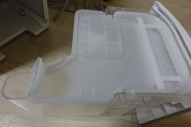 水は簡単に取り換えができます